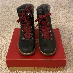 Kodiak Weatherproof Hiking Boots